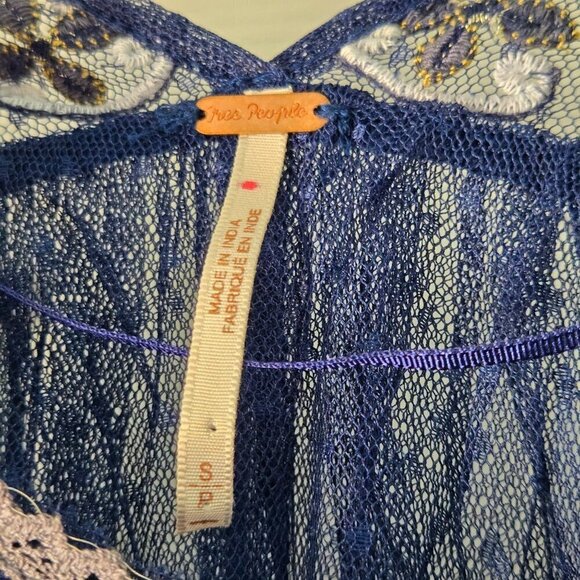Free People Joyride Sheer Navy Bohemian Tulle Embroidered Top Size S - Picture 13 of 14